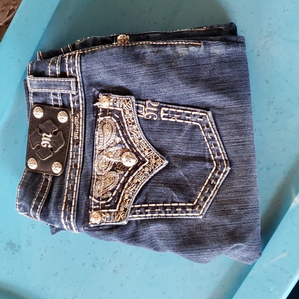 Jeans